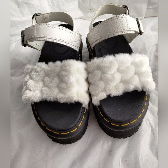 Dr. Martens Voss Quad Fluffy size 8L - Picture 3 of 16